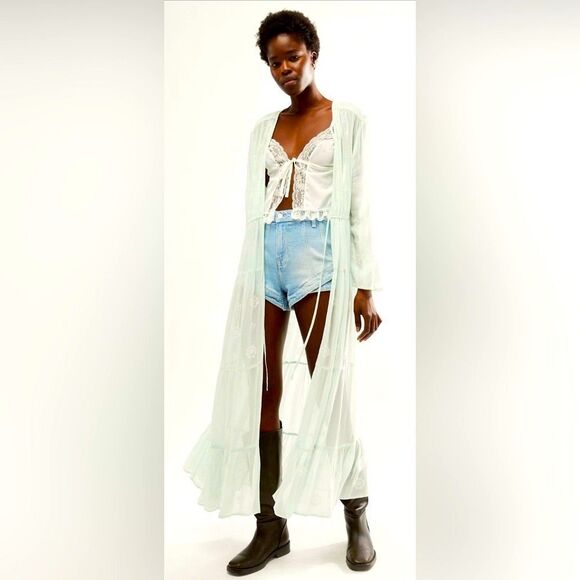 NWT ☯️ FP LA CIENEGA EMBROIDERED KIMONO IN SKY BLUE ☯️ NWT - Picture 1 of 7